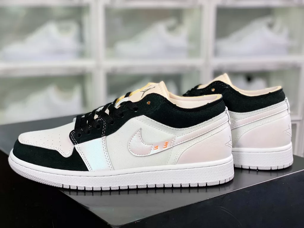 Nike Air Jordan 1 Low SE Craft 