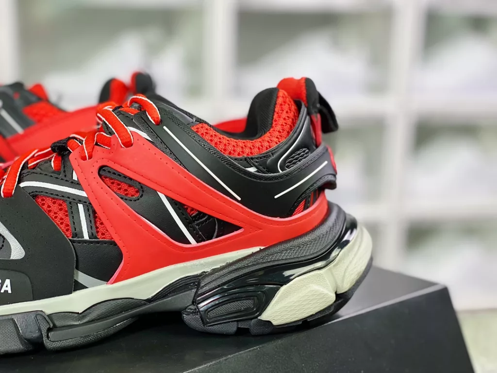 BALENCIAGA Track Trainers 3.0-generation retro wild running dad trend versatile jogging shoes 542023 W3AC1 189710