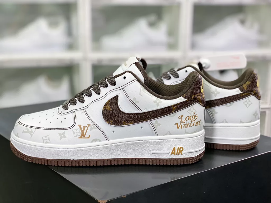 Louis Vuitton x Air Force 1 07 LV8 