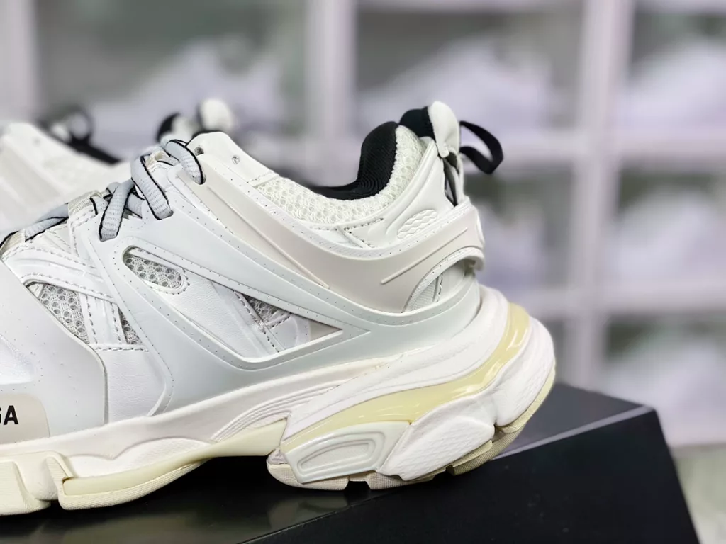 BALENCIAGA Track Trainers 3.0-generation retro wild running dad trend versatile jogging shoes 542023 W3AC1 189710