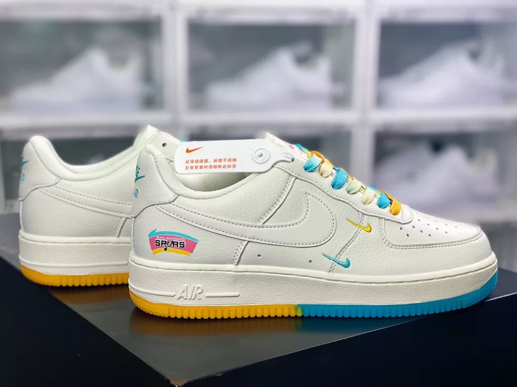 Nike Air Force 1'07 Low QS 