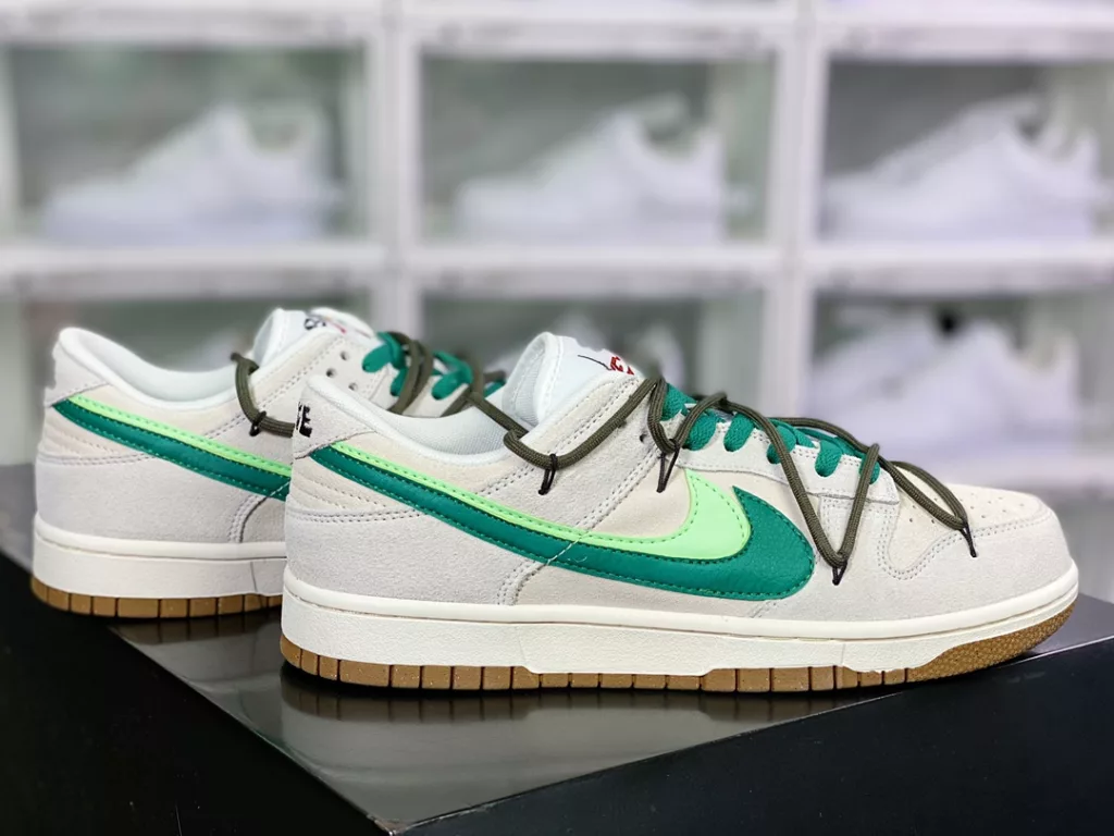 SB Dunk Scrap Low 