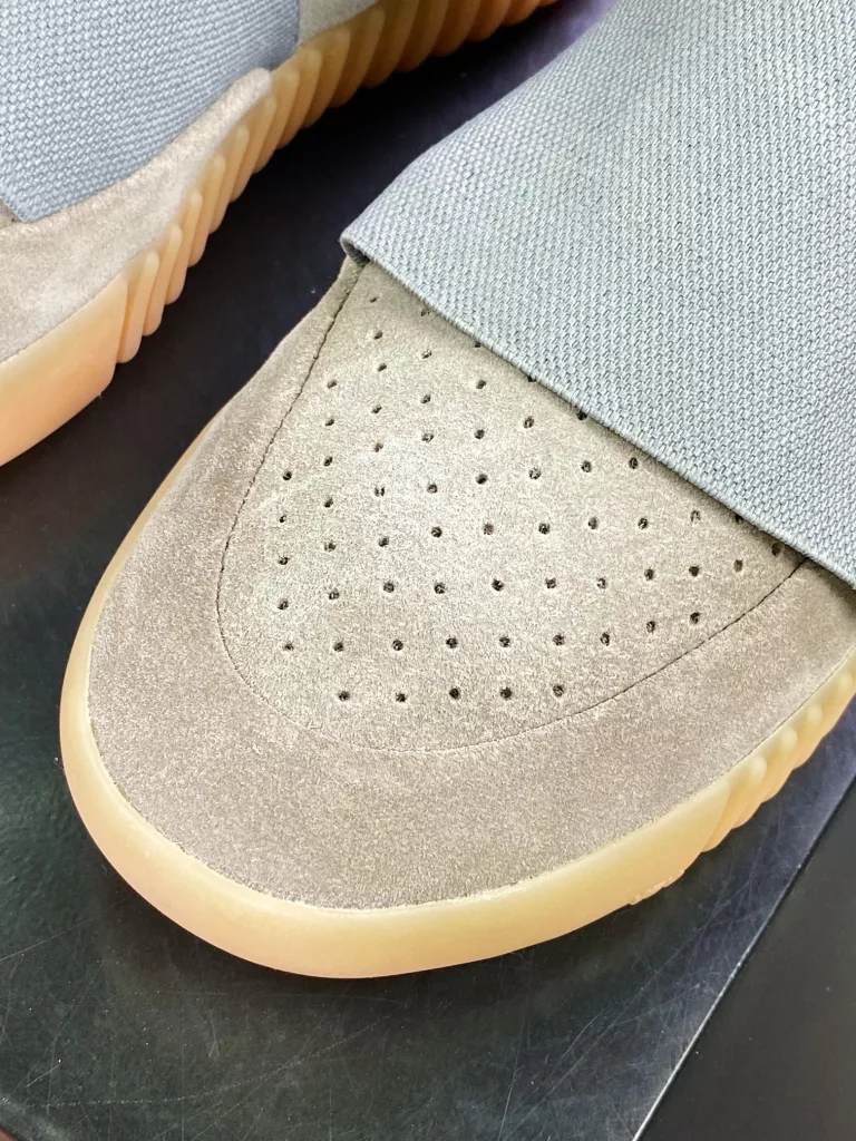 Kanye West x Originals YEEZY BOOST 750 