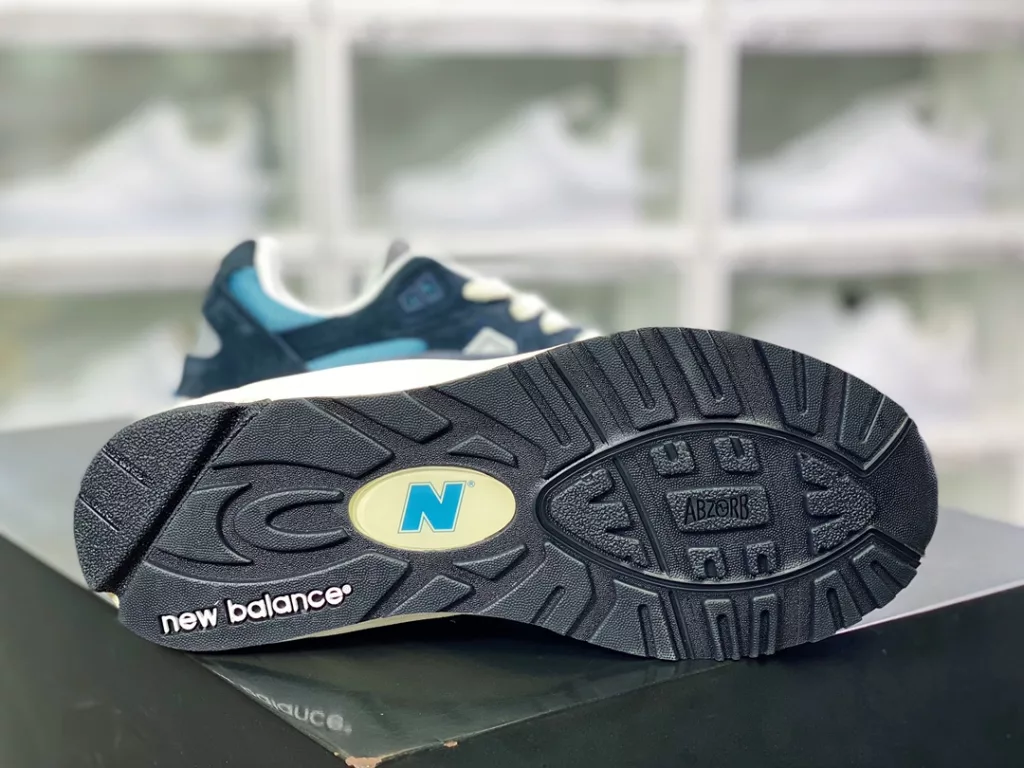 NB New Balance Made in USA 990V2 high-end American series classic retro casual sports jogging shoes navy blue 