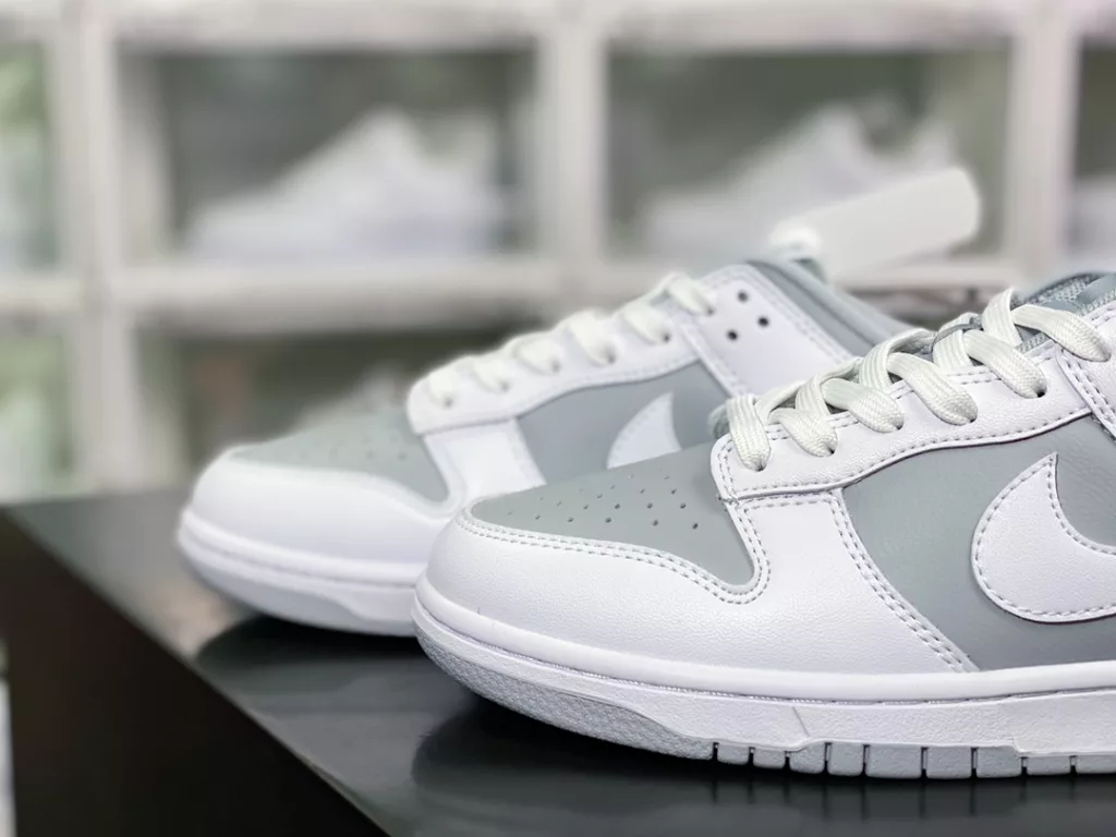 Nike SB Dunk Low 