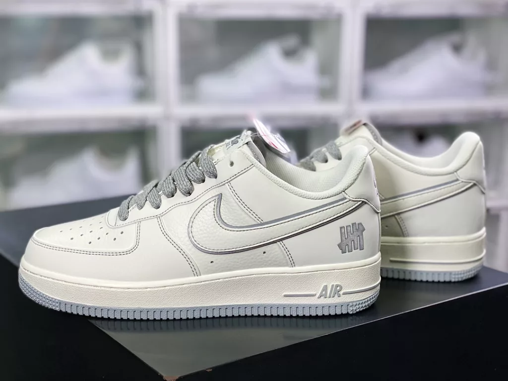 Air Force One Classic Low top Versatile Casual Sports Sneakers Leather Rice Silver Five Bar 3M Reflective 