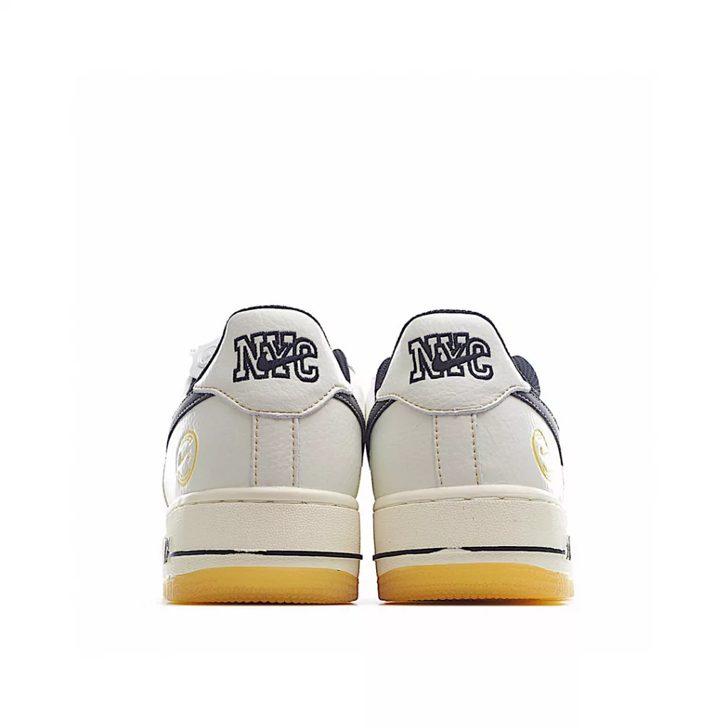 NK Air Force 1 Low '07 Air Force One Low top Classic Board Shoes Milk White Brown CJ6065-500 produced by a big factory, the highest cleanliness in the market, the original standard, the built-in Sole air cushion in the original box has been infinitely close to the company 9