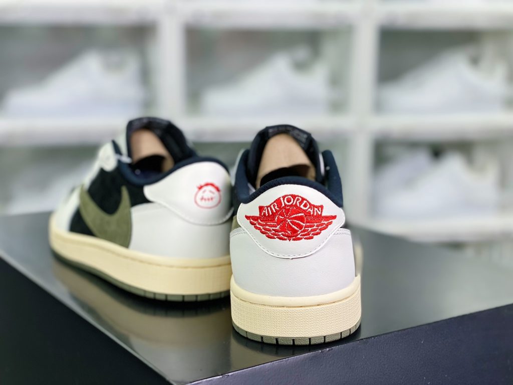 Travis Scott x [Nike] Wmns Air Jordan 1 Low OG 