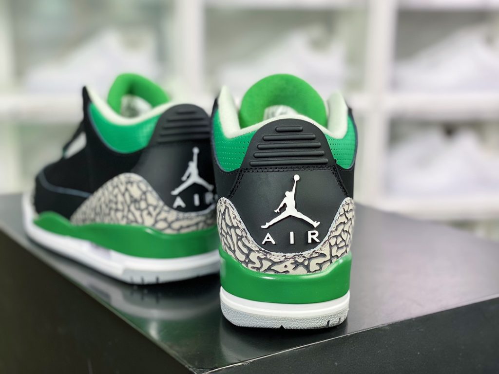 Air Jordan 3 Retro 