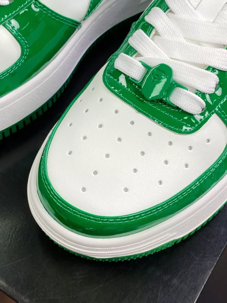 G version of Dongguan made pure original Bape sta: Summer patent skin jelly translucent second-generation twisted series 11