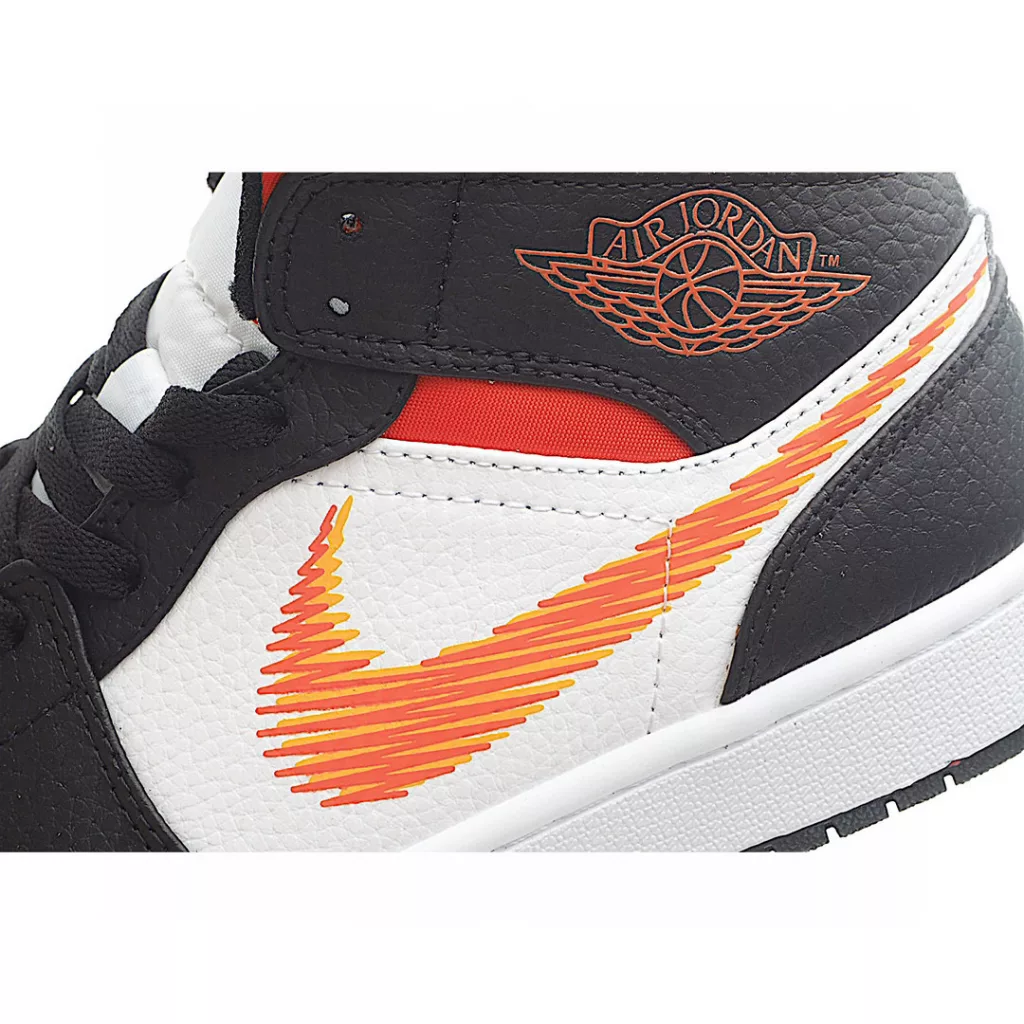 The Air Jordan 1 Mid AJ1 Mid Top Basketball Shoe features a brand new batch of original models, full soles, and factory customized leather materials, with a delicate and accurate feel. The folding process perfectly explains the details