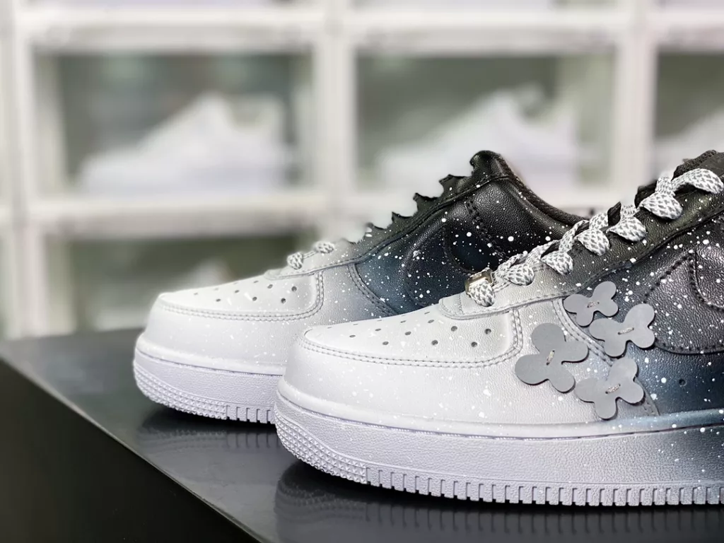 Nike Air Force 1'07 Low 