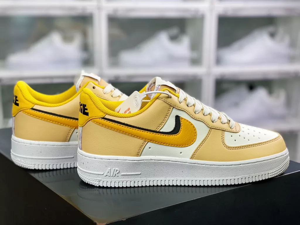 Nike Air Force 1Low '07 LV8 