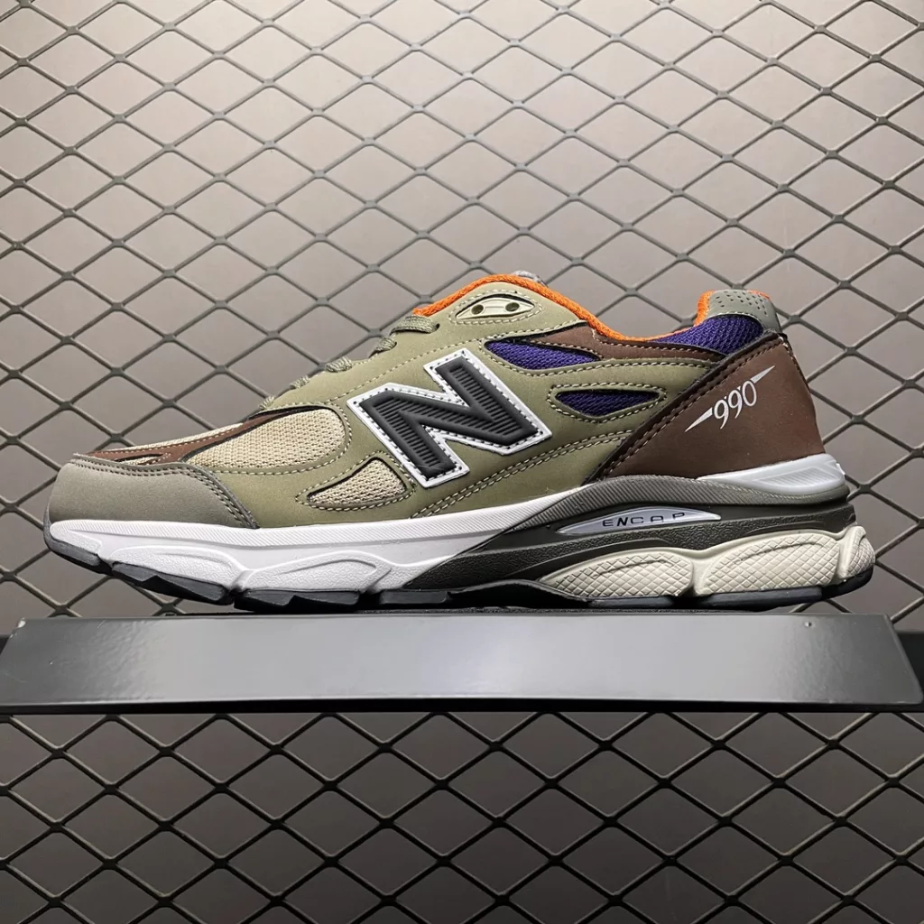 Local self taken New Balance New Balance M990BT3 retro casual running shoes Carbon plate on sole Size: 36 37 37.5 38 38.5 39.5 40 40.5 41.5 42 42.5 43 44 44.5 45