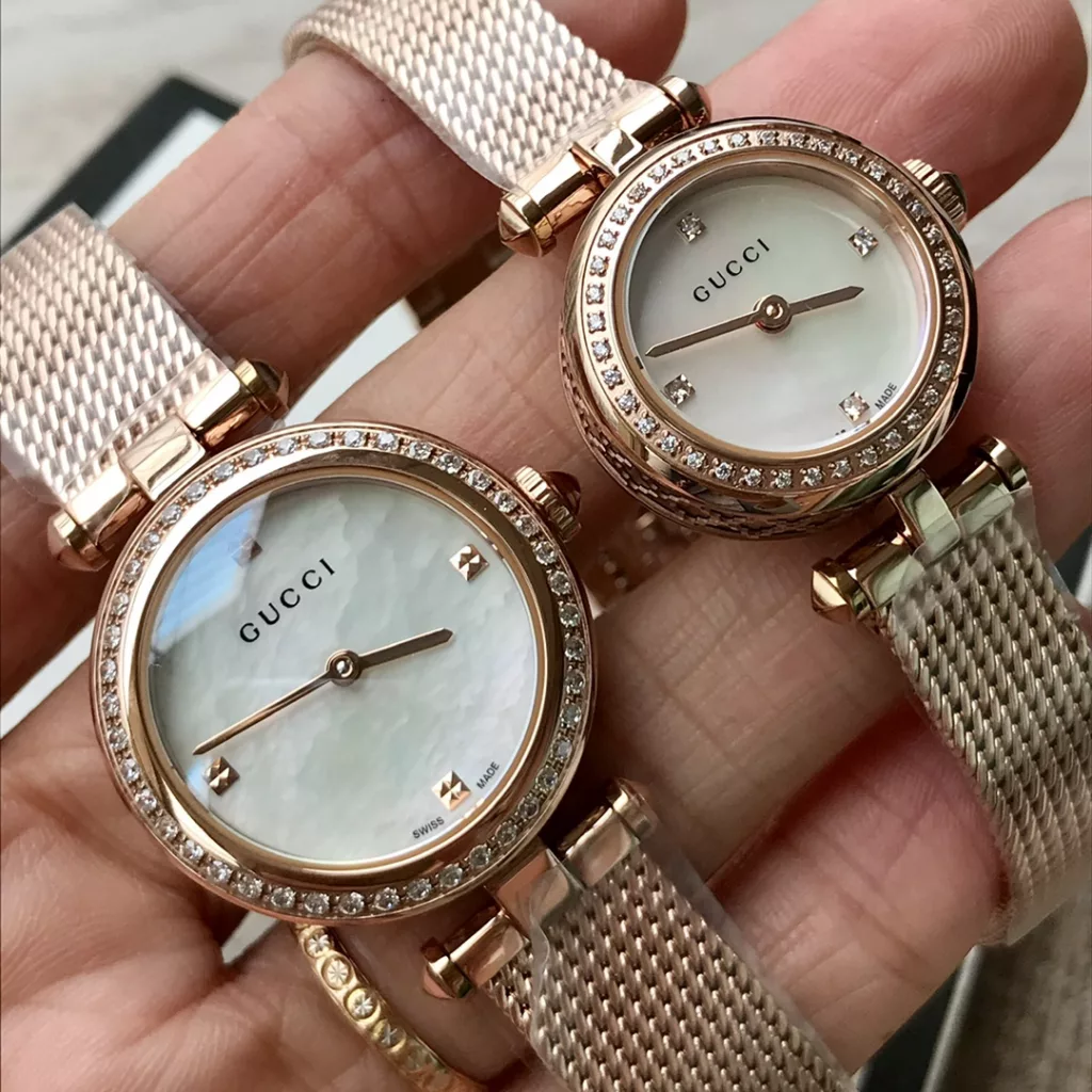 Gucci Baselworld new favourite, new design, natural mother-of-pearl face, delicate mesh band, original Swiss quartz, large parts original out, small 22 ~ medium ~ 27mm diameter, with full package out!