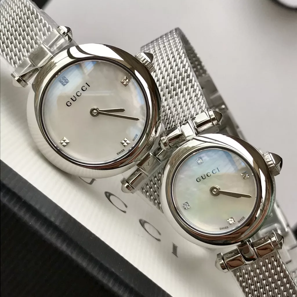 Gucci Baselworld new favourite, new design, natural mother-of-pearl face, delicate mesh band, original Swiss quartz, large parts original out, small 22 ~ medium ~ 27mm diameter, with full package out!