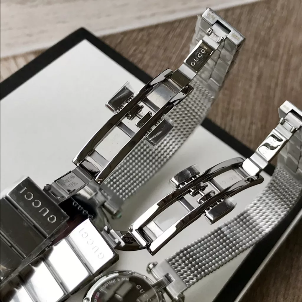 Gucci Baselworld new favourite, new design, natural mother-of-pearl face, delicate mesh band, original Swiss quartz, large parts original out, small 22 ~ medium ~ 27mm diameter, with full package out!