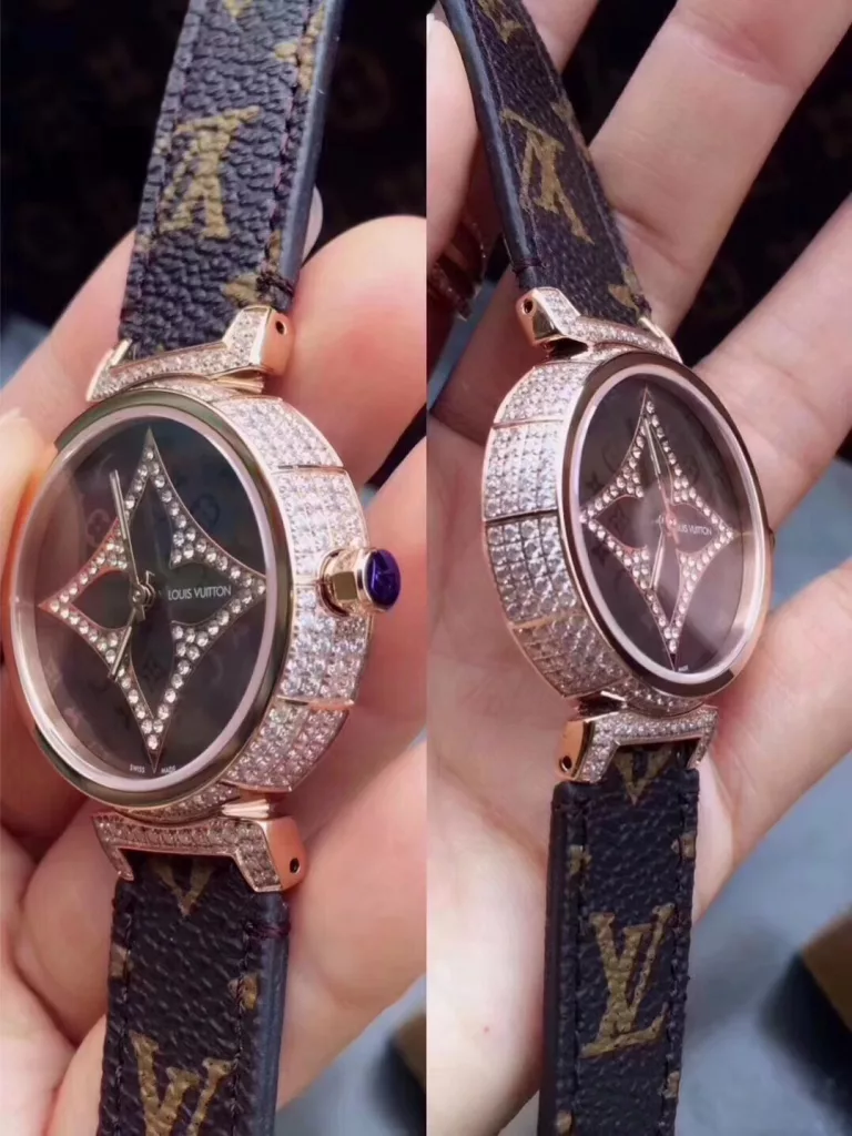 Lv Louis Vuitton Size: 33mm, thickness: 9mm Top diamonds each hand-set, selected steel straps, ️ make the watch look more classy and give you a satisfactory watch