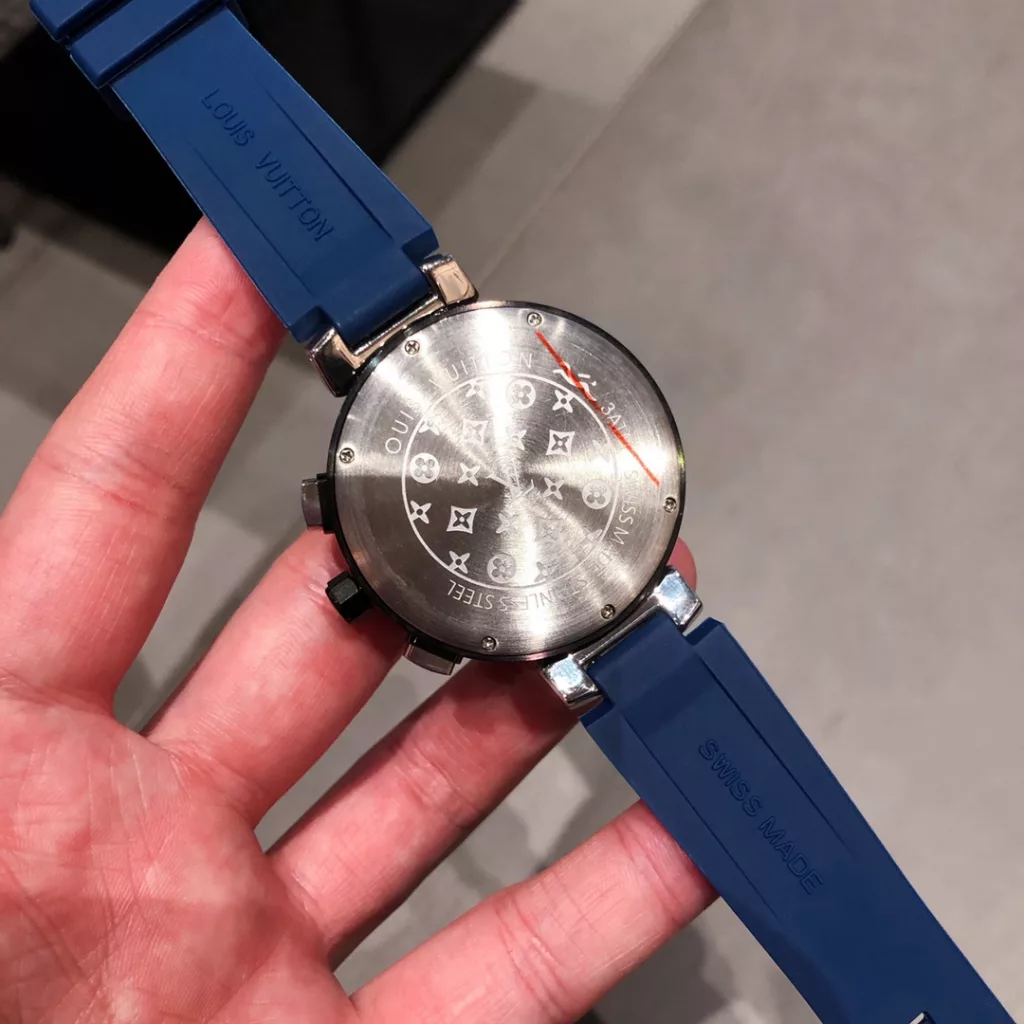 Lv Louis Vuitton Size: 33mm, thickness: 9mm Top diamonds each hand-set, selected steel straps, ️ make the watch look more classy, give you a satisfactory watch Sincerity