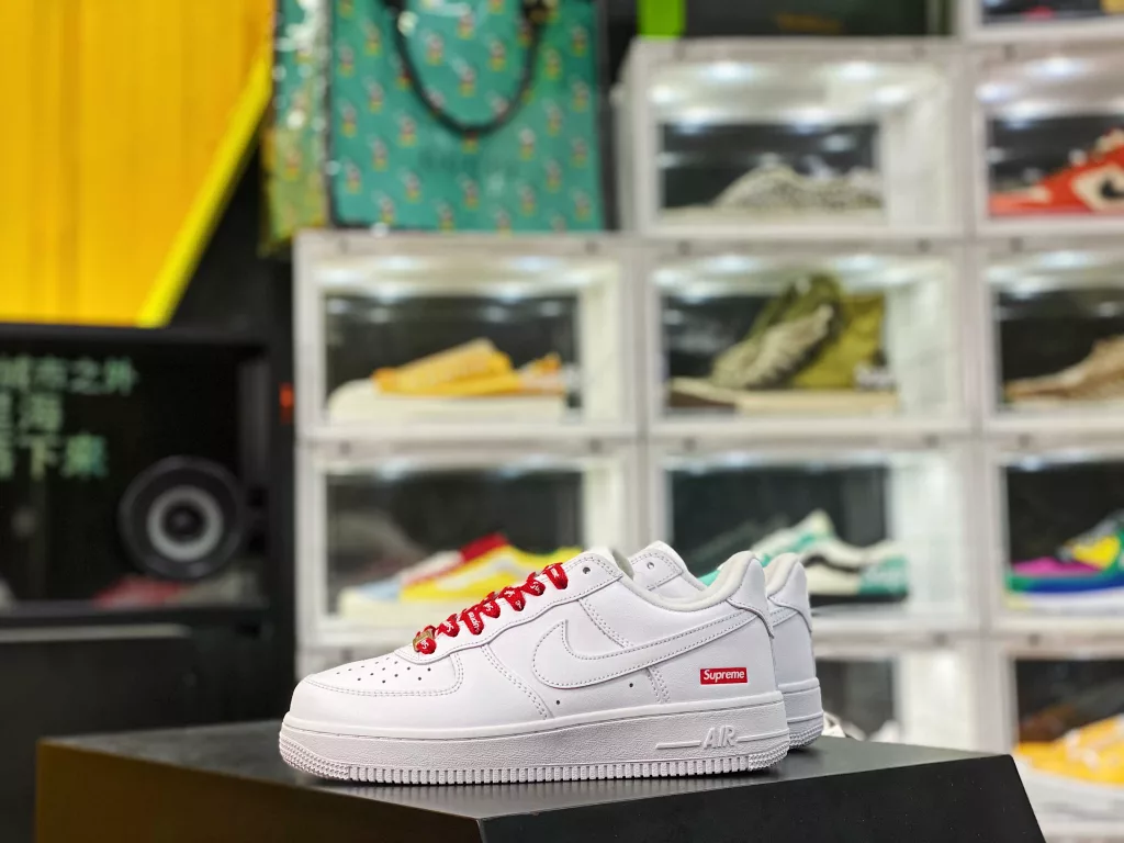 Supreme x NIKE 2020SS AIR FOCRE 1 Low White/White  CU9225-10010