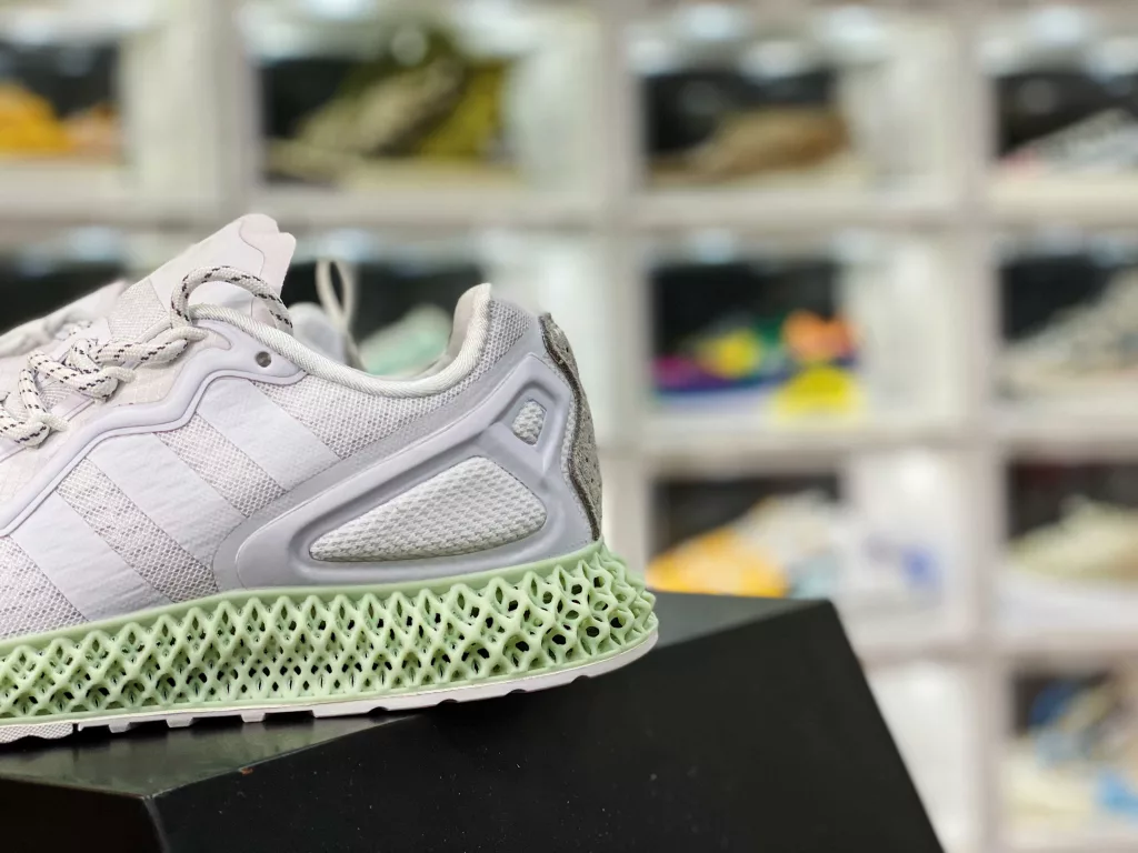 True label with half size # avant-garde to the extreme # Tribute to new technology 4D printing technology ❗ 2020 New Product, Adidas Consortium Runner Sense 4D 