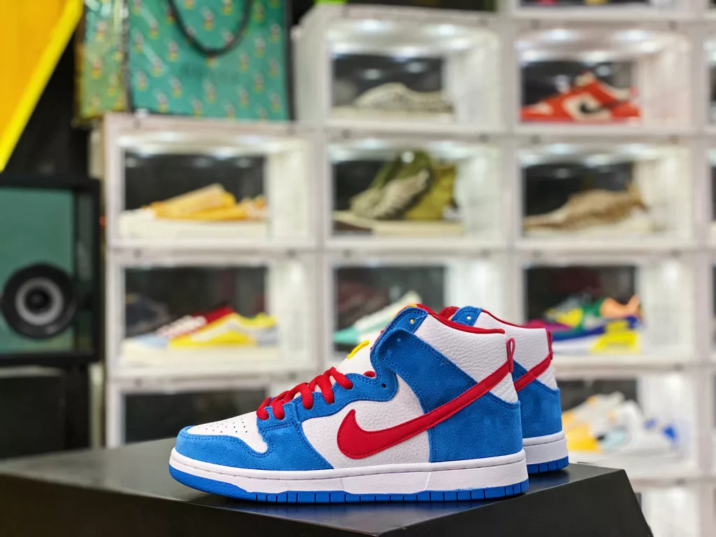 Genuine Nike SB Board Shoes High Top Machine Cat Doraemon A Dream Blue White Red Nike SB Dunk High 