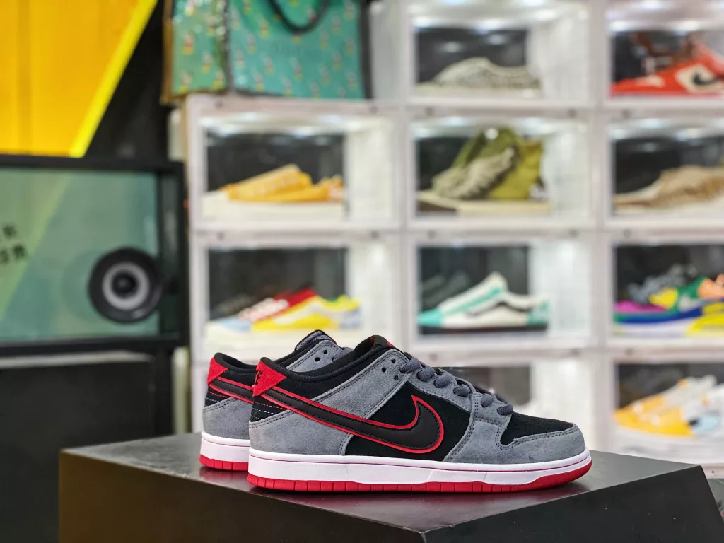 Nike SB Dunk Low Pro SB BMW Instrument Panel SB Skateboarding Shoes True Original Box Correct Last Top Craft with Built-in Cushioning Zoom Air Cushion Nike SB Signed Skater Ishod Wair Welcome from 10