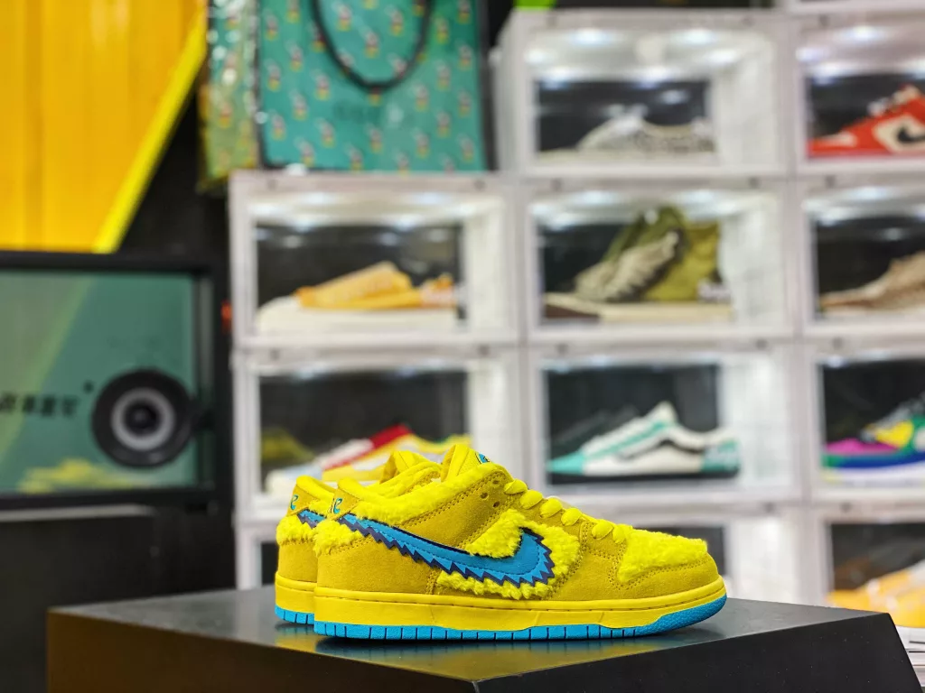 Company level Grateful Dead X NK SB Dunk L OW Yellow Bear is currently the highest version on the market, with an exclusive batch of original boxes and built-in air cushions. The original standard is not a commercial waste currency item number CJ510