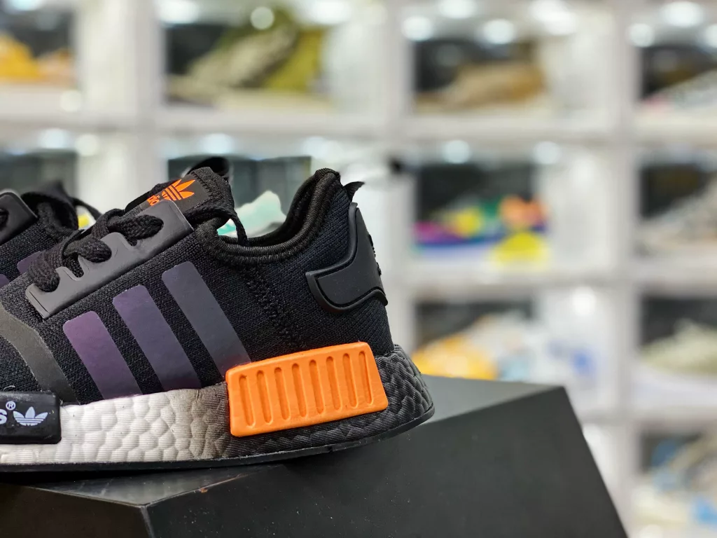 Classic remanufactured version # Genuine and authentic materials for men and women's shoes # Full length Boost+stability module ❗ Classic color scheme, Adidas adidas Clover Originals NMD_ R1 Primeknit 