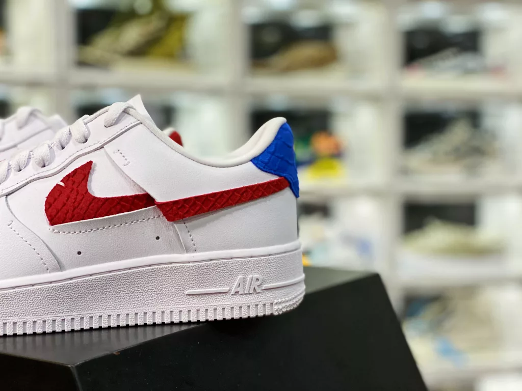 Air force 1 07 LxX hook blue red 10