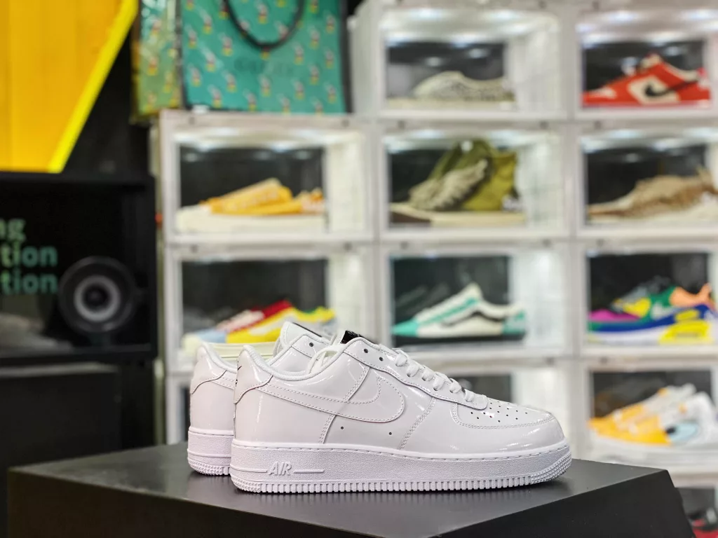 Nike Air Force 1 Low Lux All Star White All Star Air Force One low top casual sneaker. Soft, elastic cushioning and excellent midsole design, spanning between vintage and modern exterior knots 10