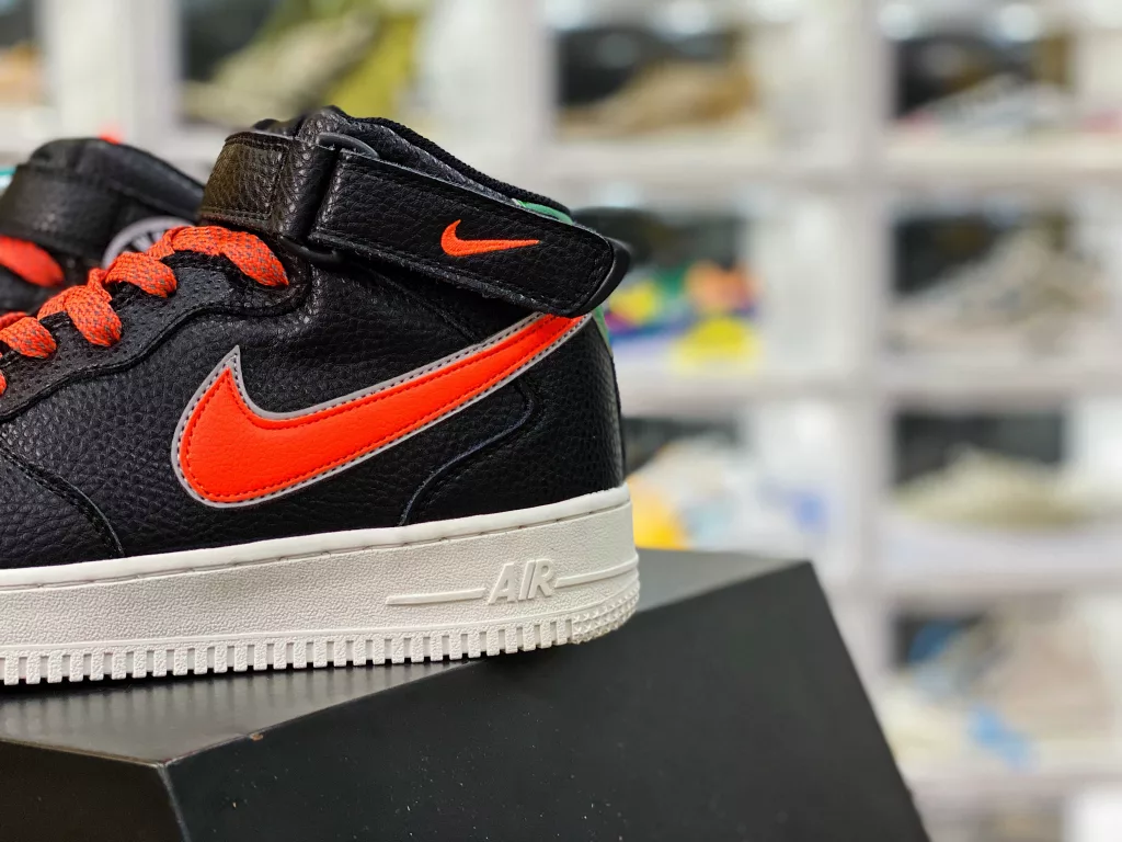 Black Orange Air Force 1'07 LV8 x Stranger Things 