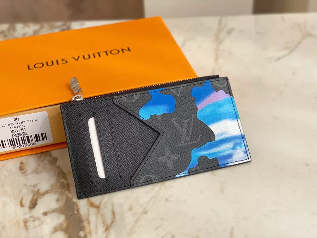 [Top quality original order] M81751 silk screen card bag wallet series, new Coin zipper clip, summer color matching, super convenient item, crisp and minimalist design! All card and change slots are available! Size 14.5 * 8cm.