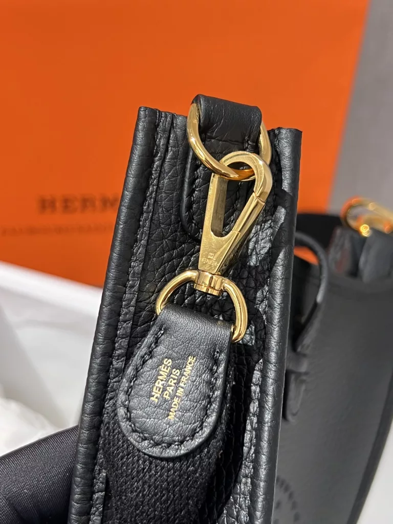 HERMES Hermes Evelyne 16 Evelyn Black Gold buckle