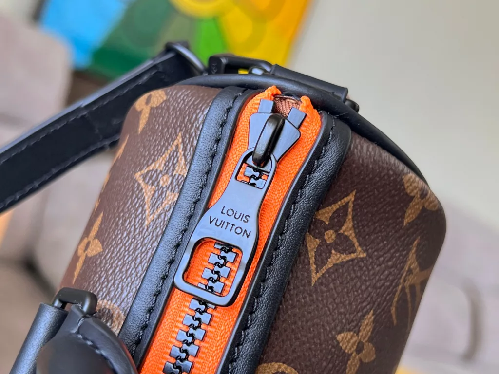 KEEPALL NANO Handbag M80118 Monkey doll In the Spring/Summer 2021 collection, menswear art director Virgil Abloh presents the Keepall Nano handbag. The bag comes with a knitted doll of Louis Vuitton's friends cartoon character from its 