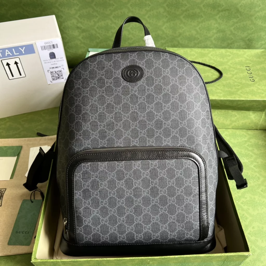 The backpack is made of elegant black GG Supreme canvas material, which echoes the meaningful design of the 