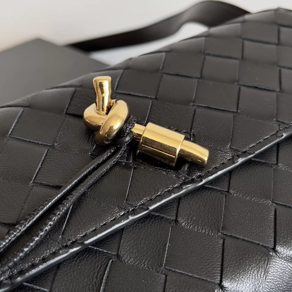 Bottega Veneta Mini andiamo bag