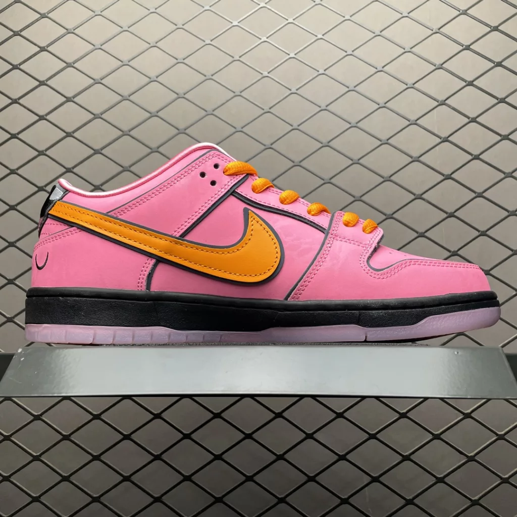 The Powerpuff Girls x NIKE SB Dunk Low   size:36-47.5