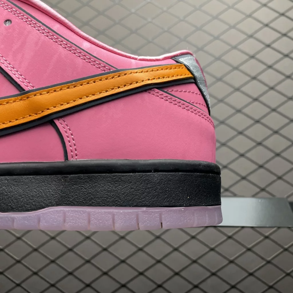 The Powerpuff Girls x NIKE SB Dunk Low   size:36-47.5