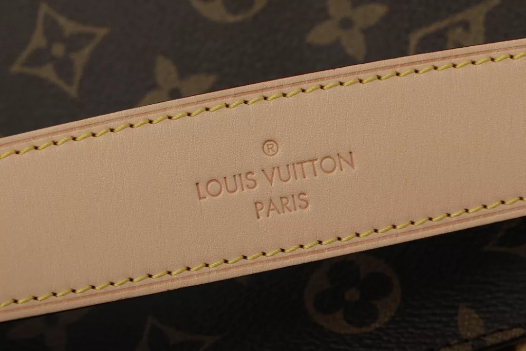 Louis Vuitton graceful  Size: 35*30*11 cm