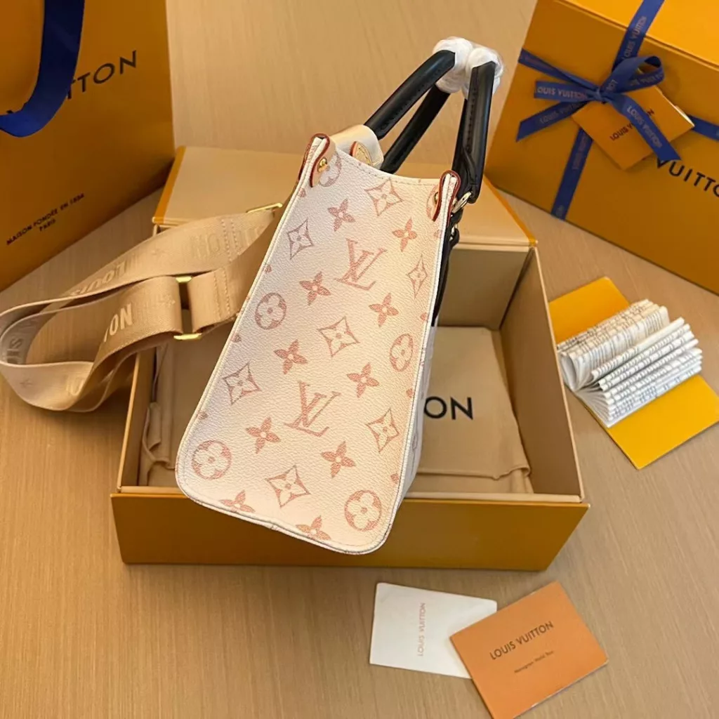 Louis Vuitton Onthege small shopping bag