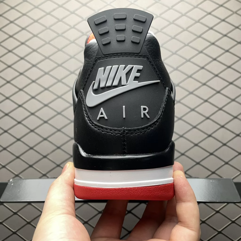 Air Jordan 4 