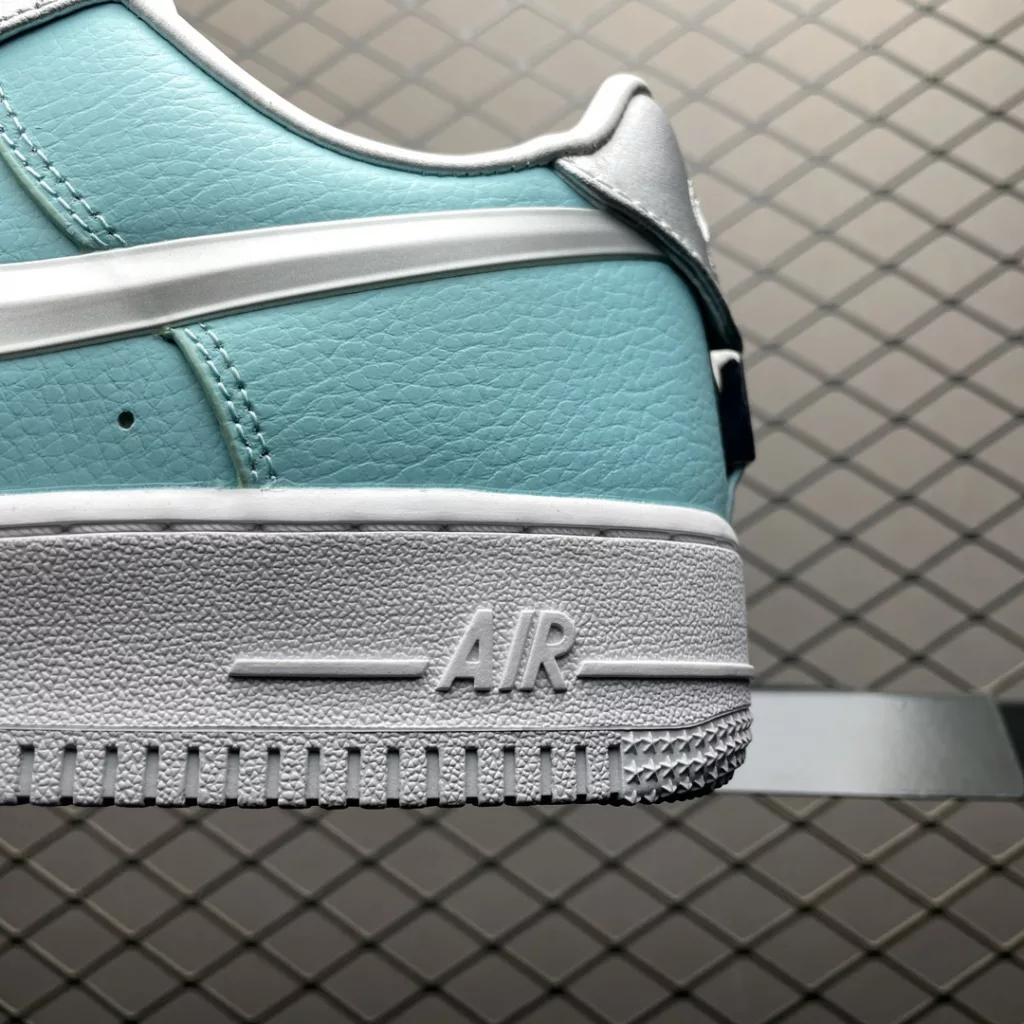 Tiffany & CO x Nk Air Force 1 Low 