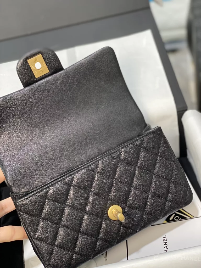 Chanel Mini portable CF