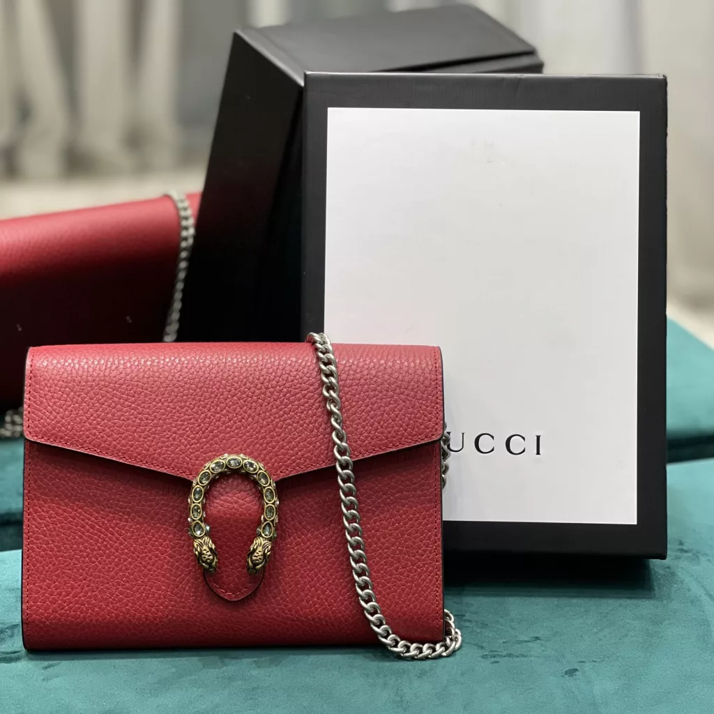 gucci chain bag