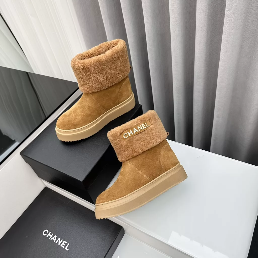 Chanel snow boots