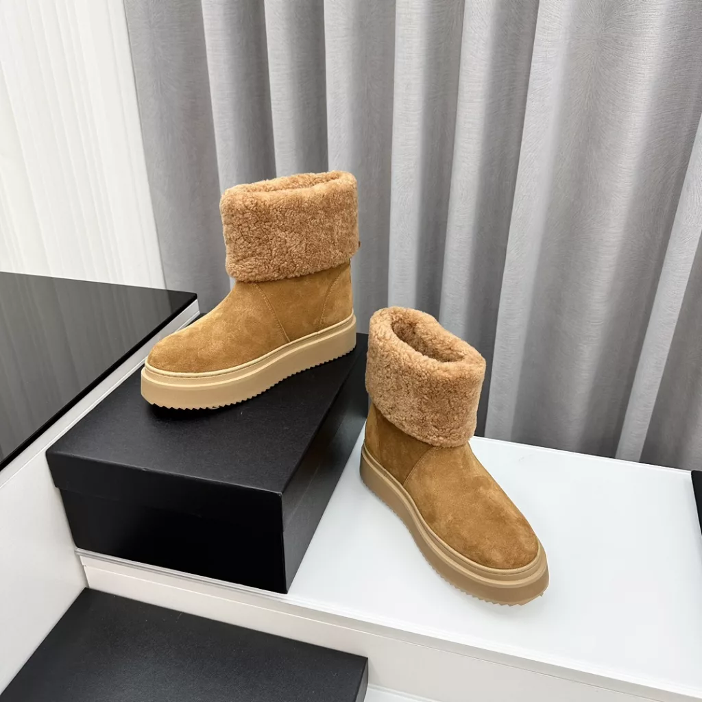 Chanel snow boots