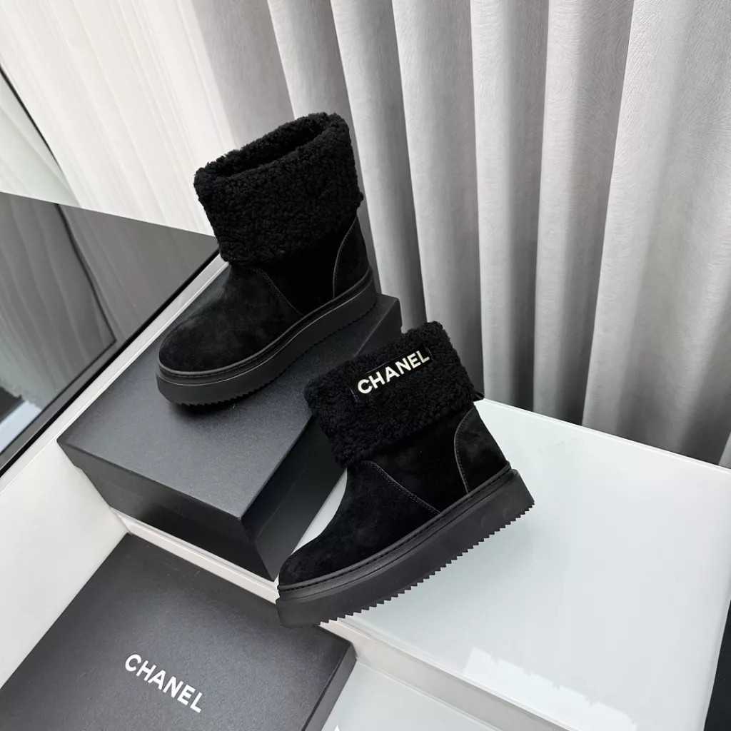 Chanel snow boots