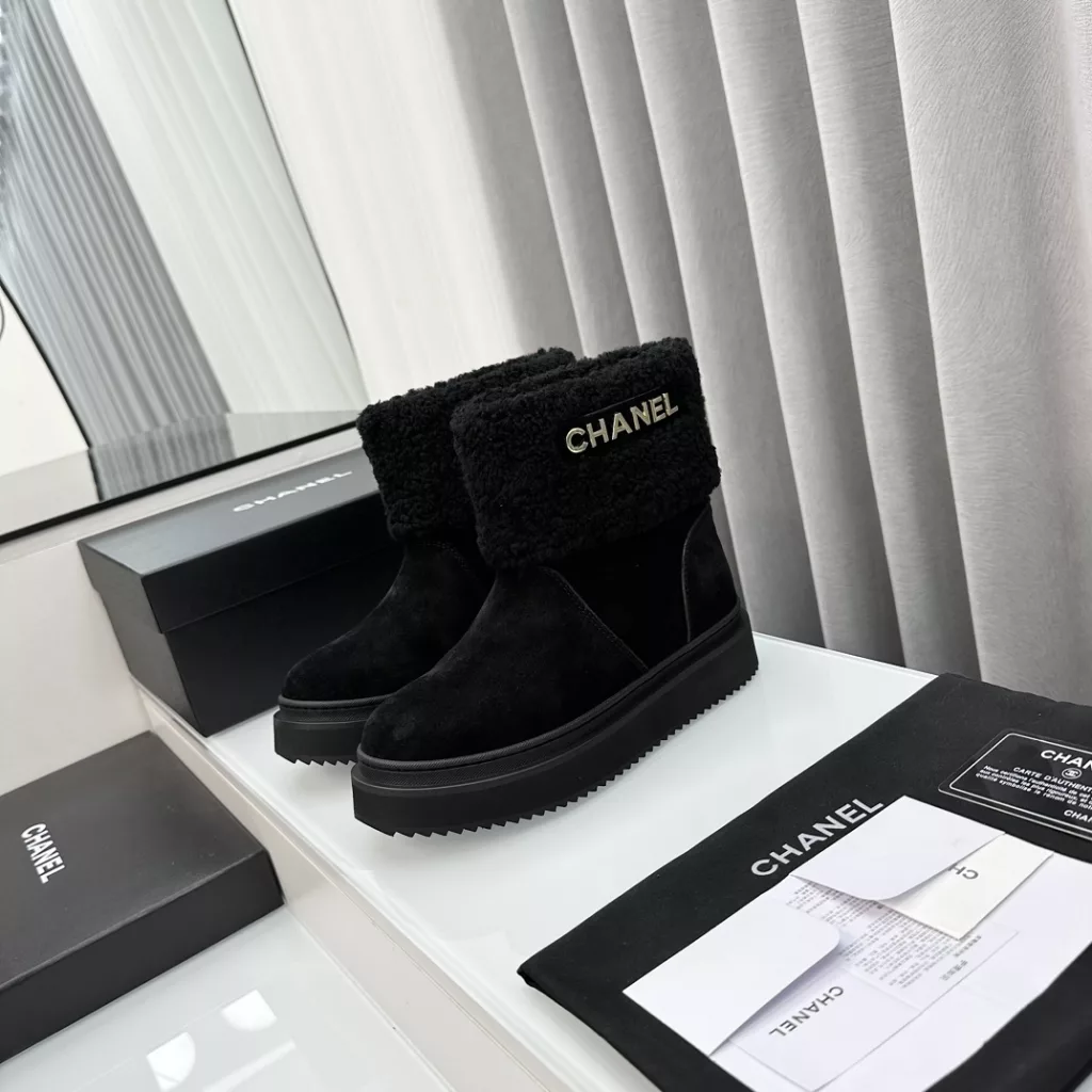 Chanel snow boots