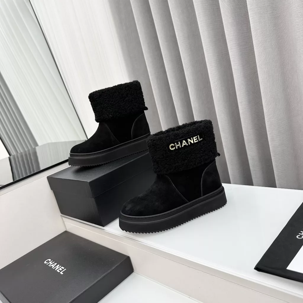 Chanel snow boots